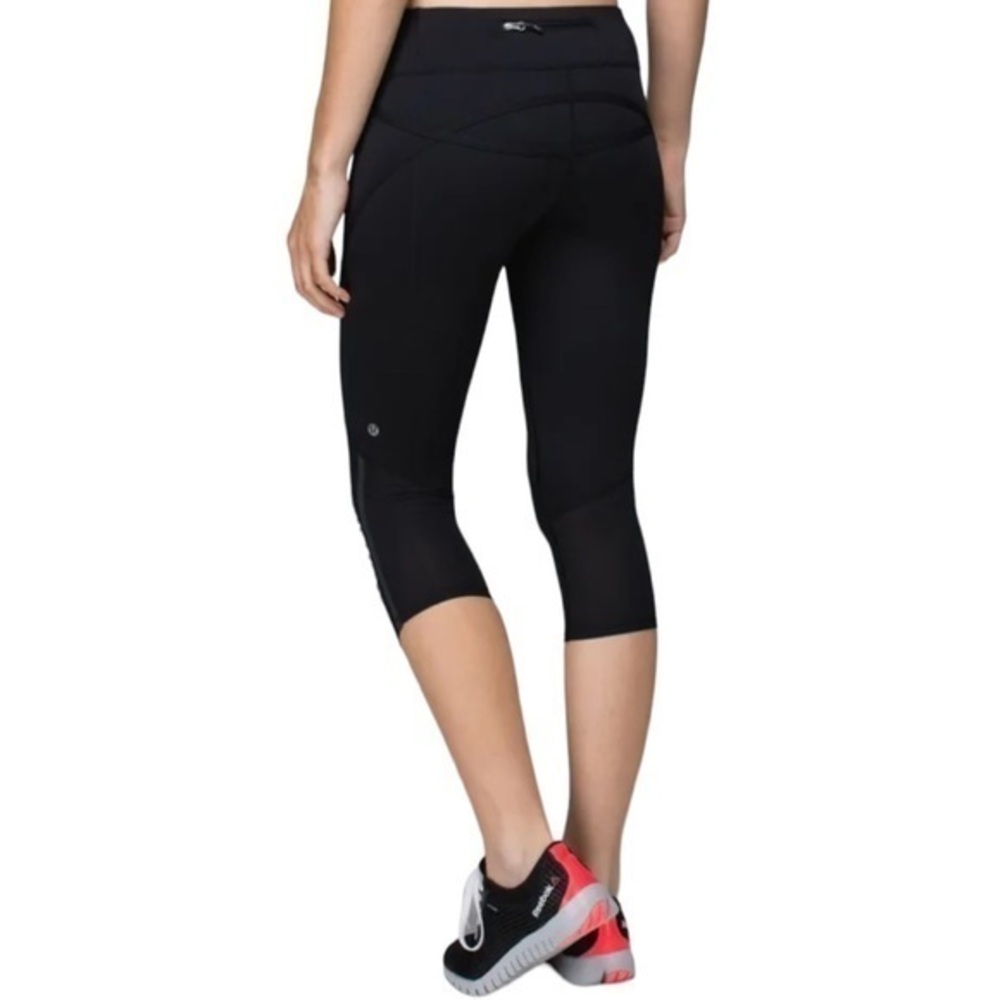 Lululemon Black PACE RUN Ruched Crop Pants Size 2